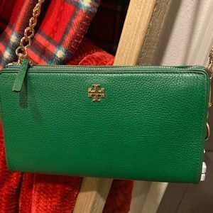 NWOT Tory Burch Slim Carter Crossbody AND matching Tory Keychain